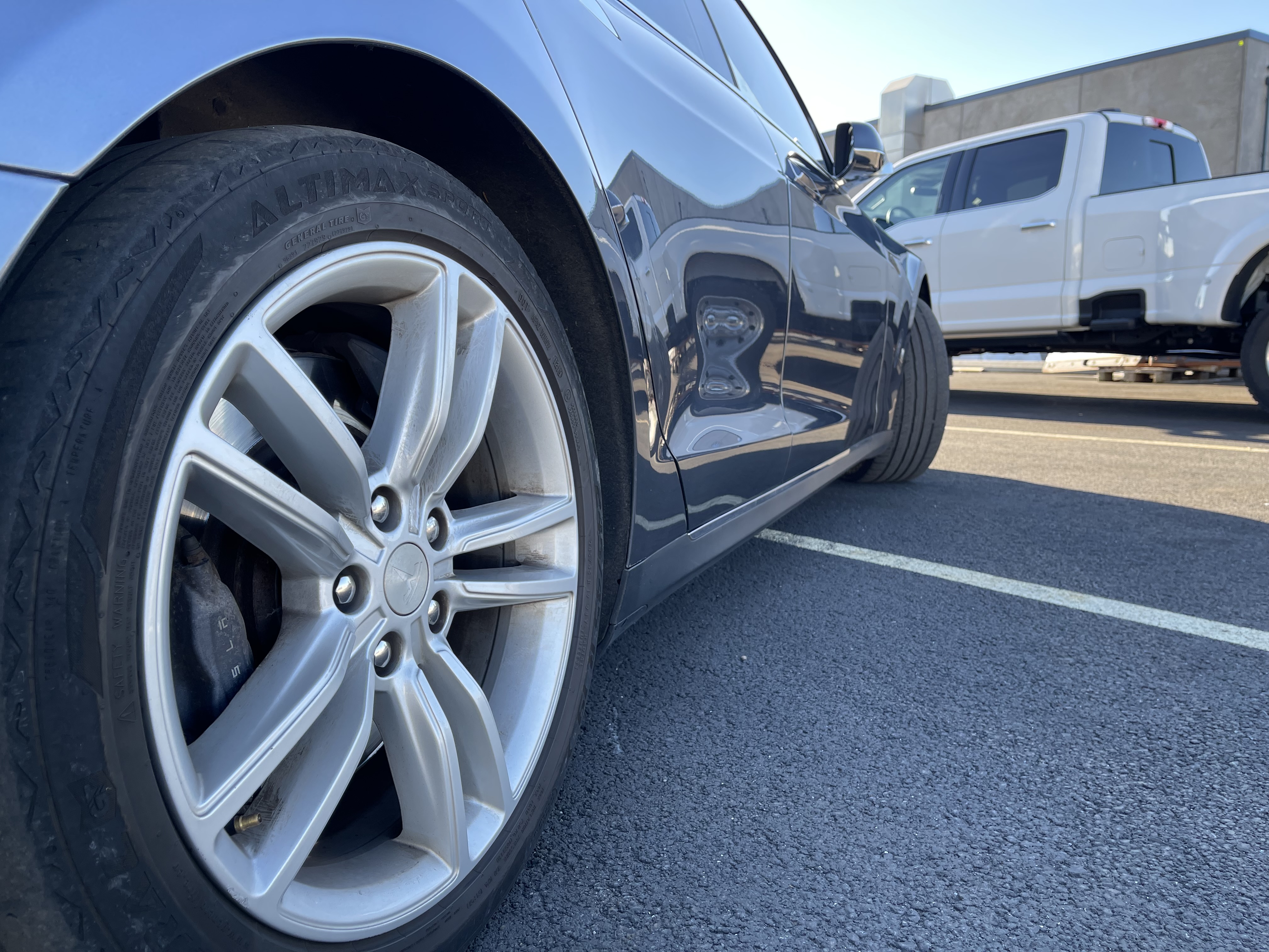 Tesla Model S 60 - 2015 - 108þ. km