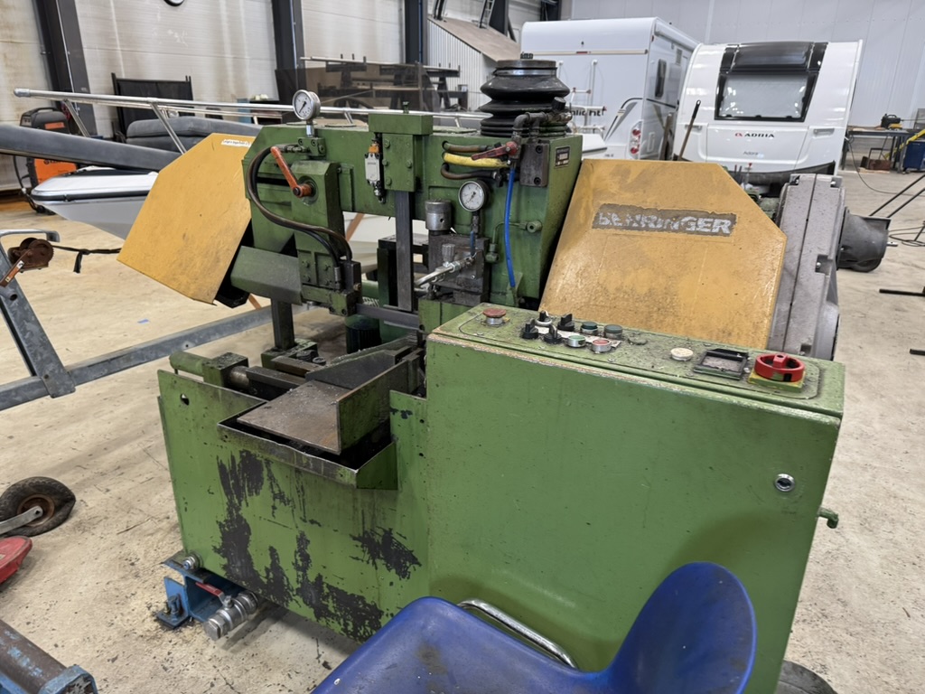 Bandsög – Behringer HBP220A