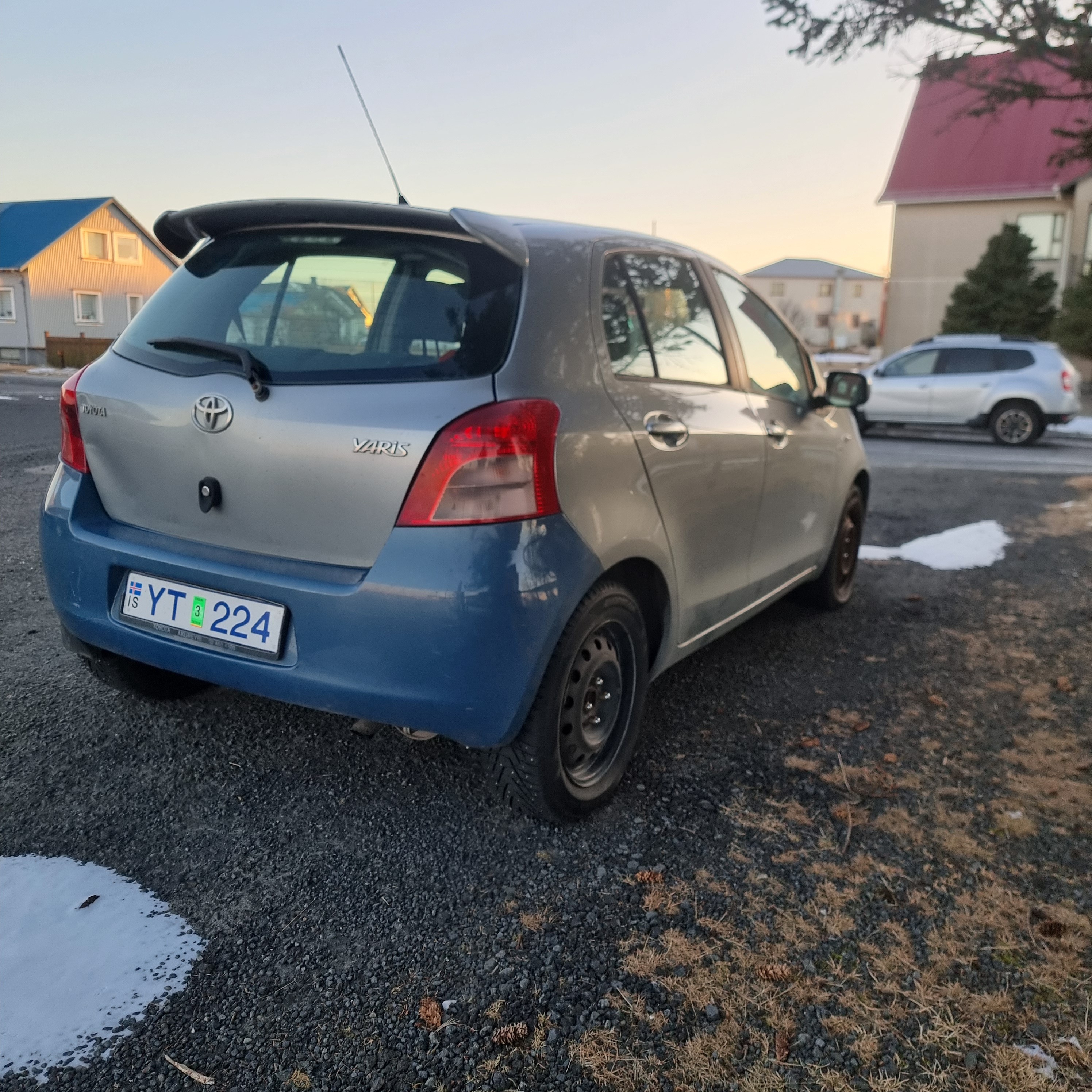 Toyota Yaris 2007 lítið keyrður!