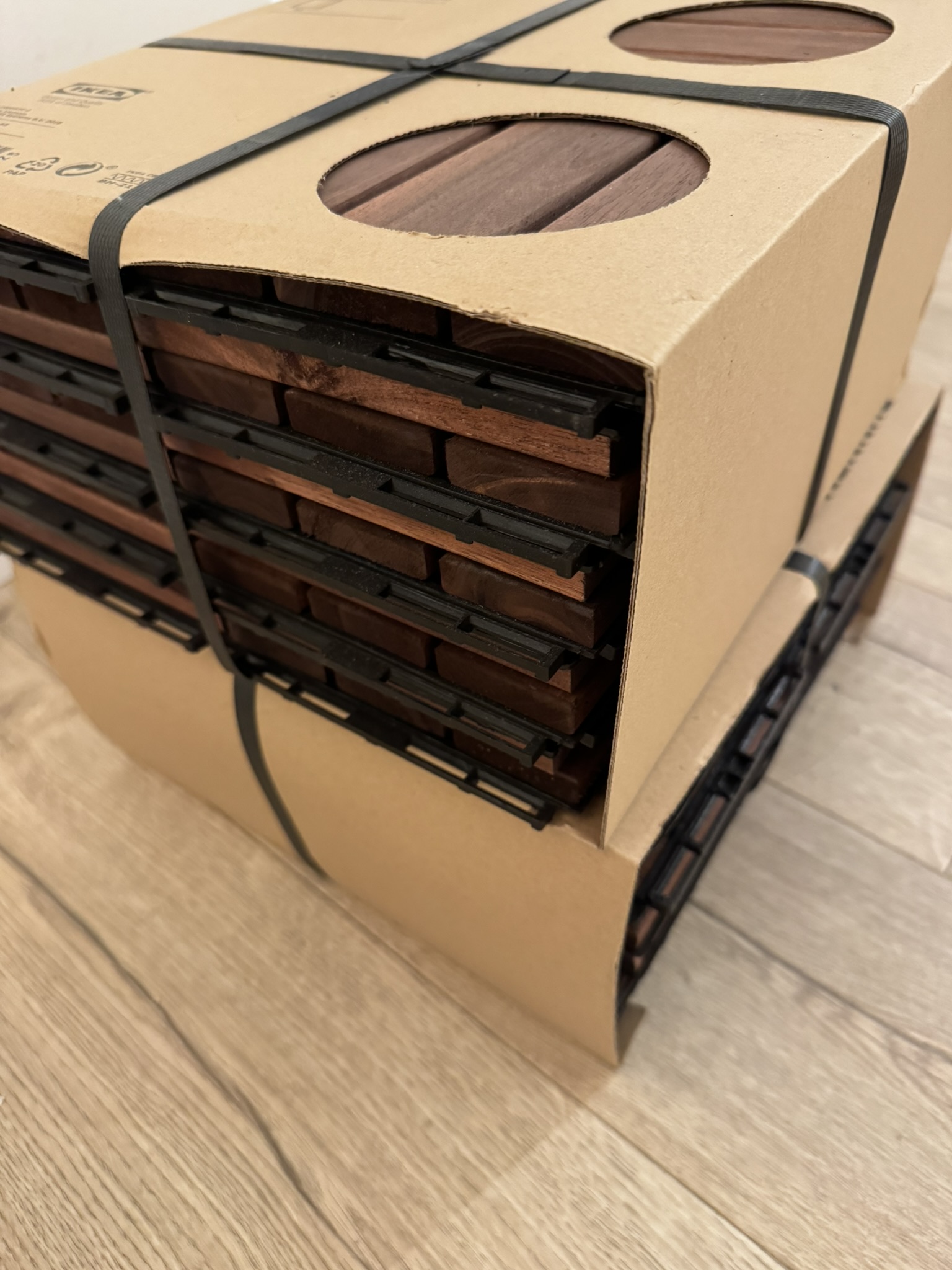 Runnen tréflísar úr Ikea