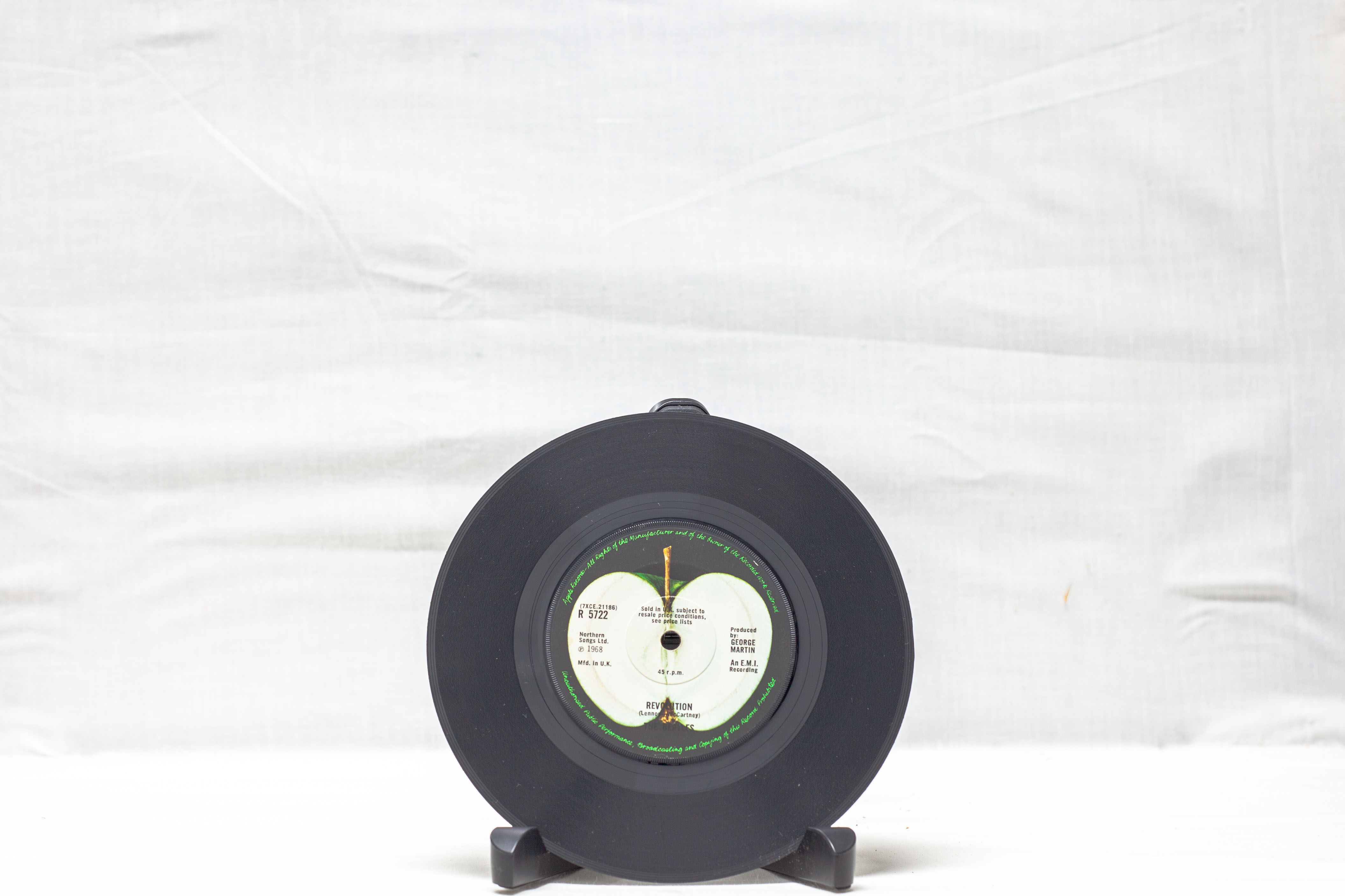 The Beatles – Hey Jude / Revolution