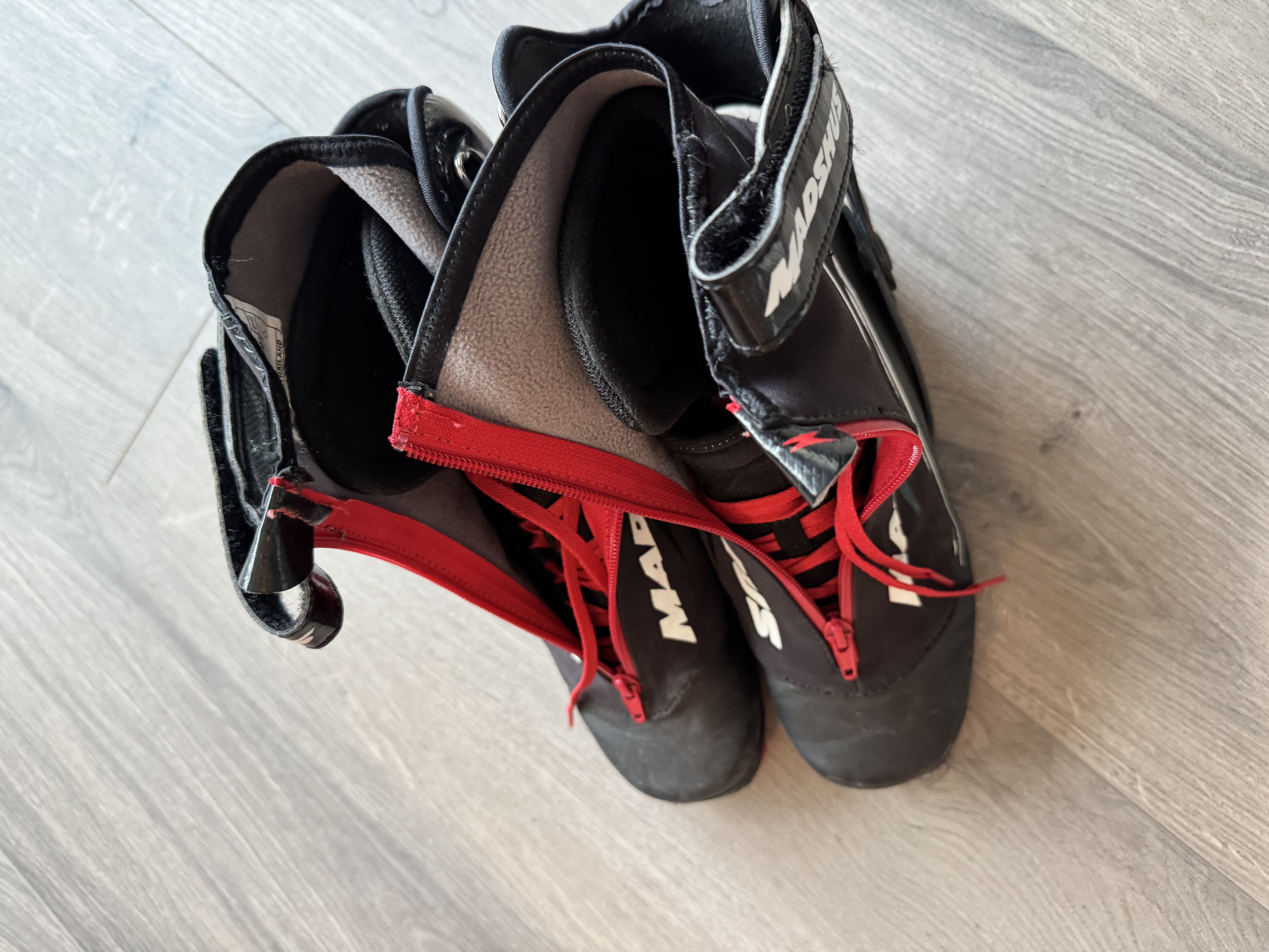 Madshus gönguskíðaskór nr 43