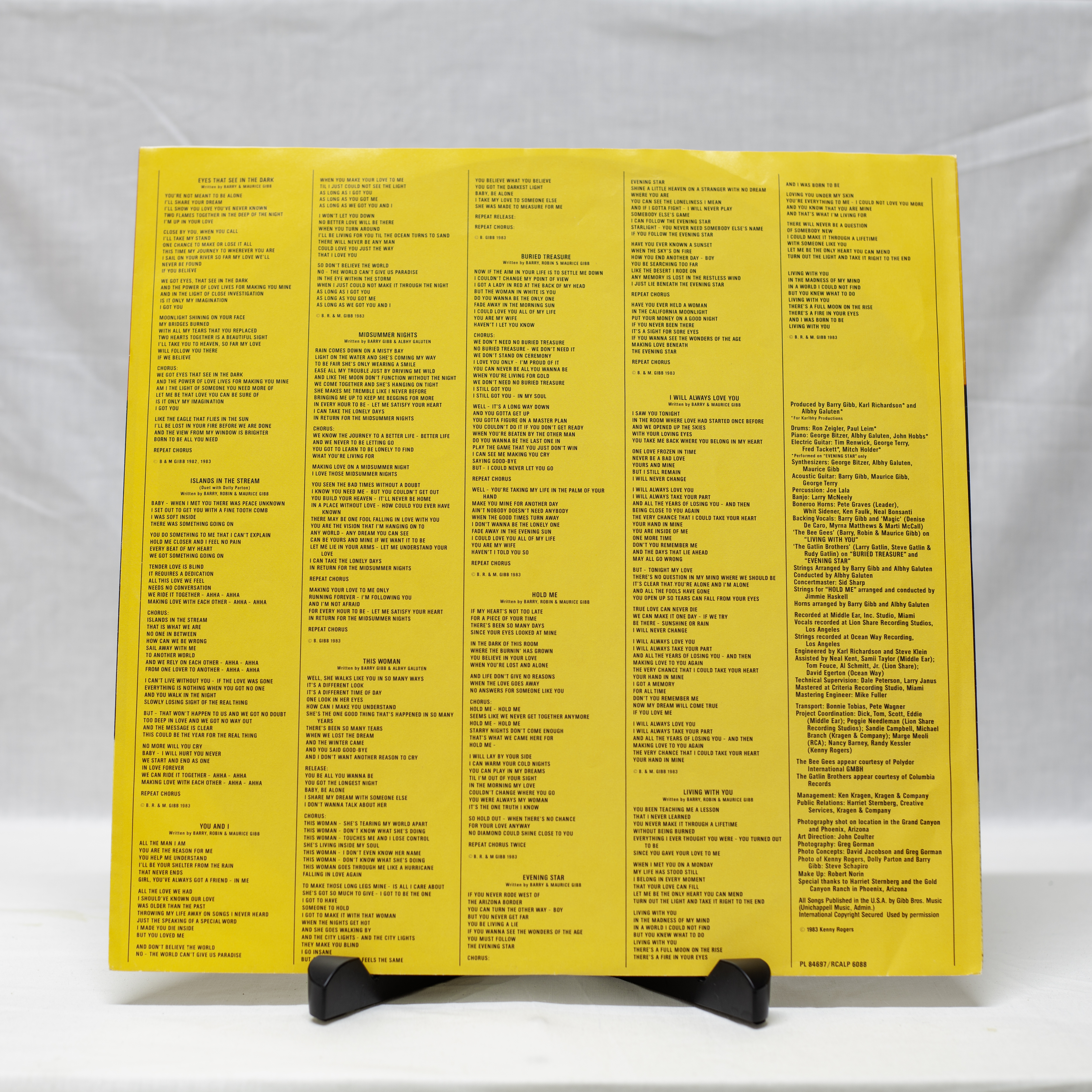 Kenny Rogers – Eyes That See In The Dark