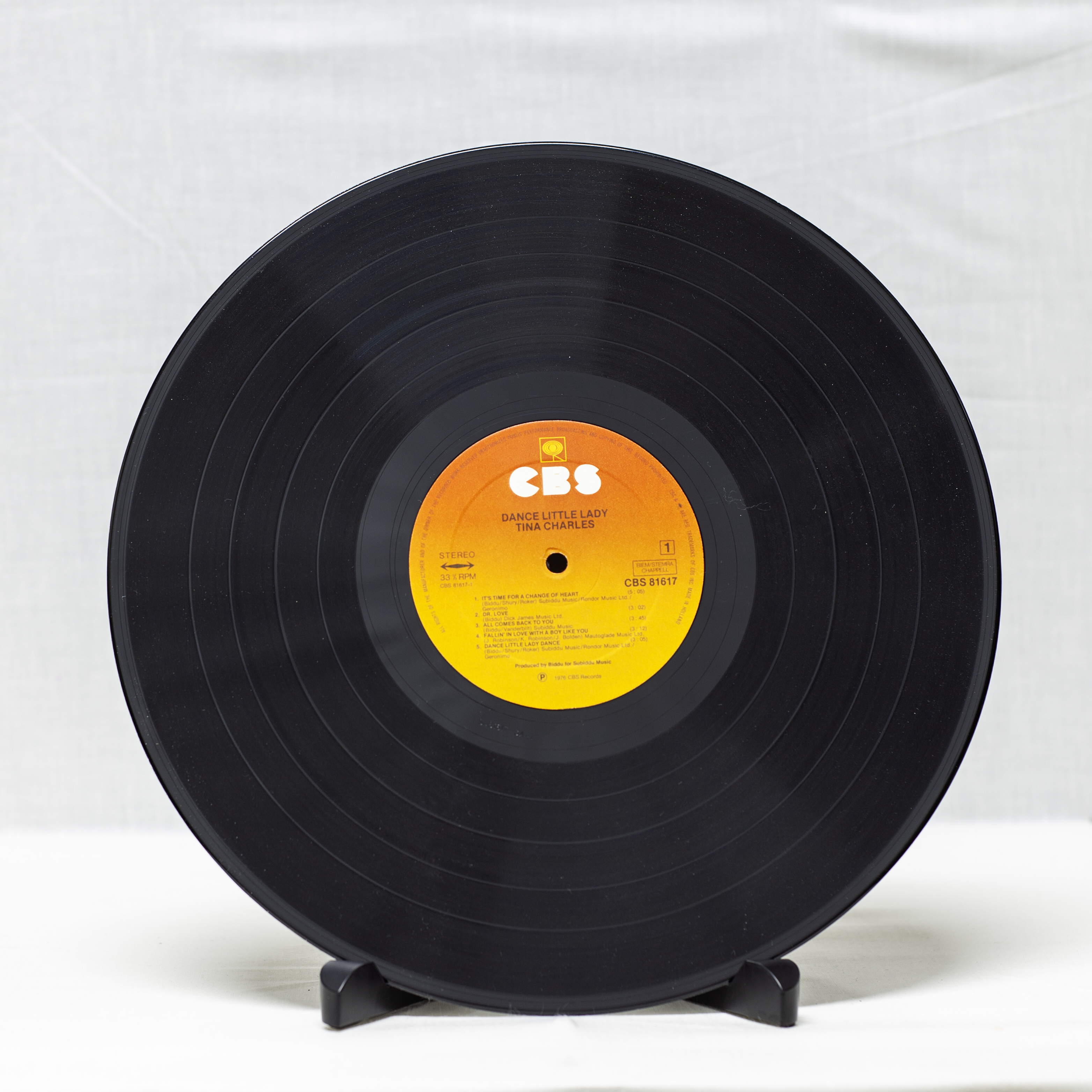 Tina Charles – Dance Little Lady