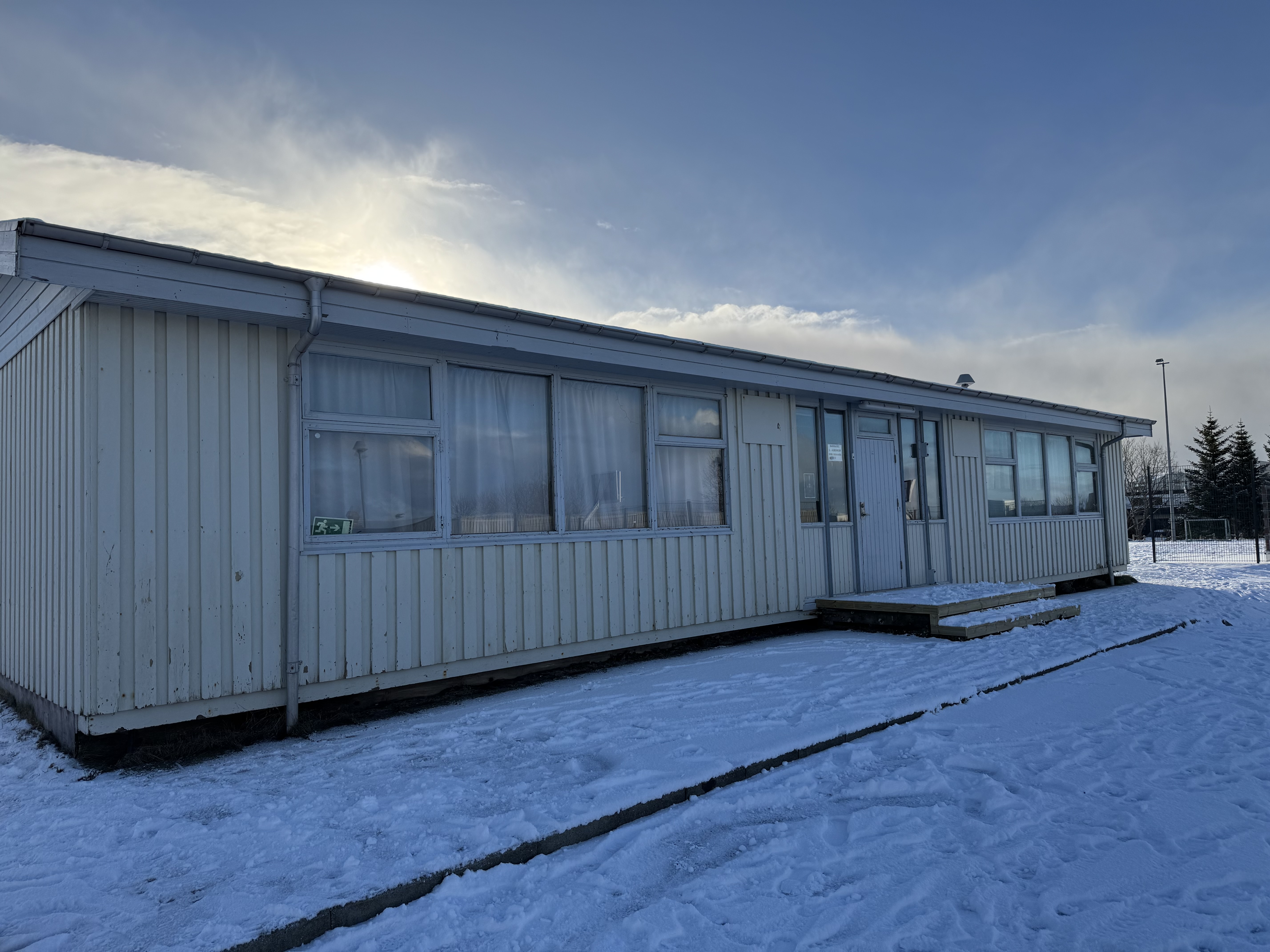 Færanleg húseining við Breiðholtsskóla