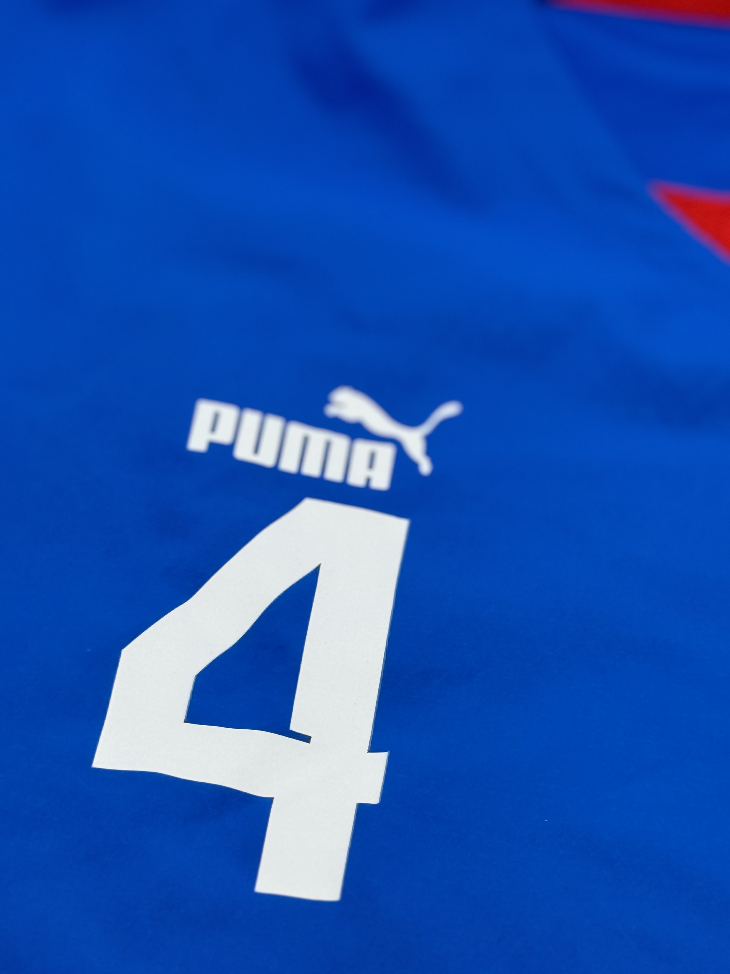 Landsliðstreyja - Wales–Ísland - Árituð fyrir kaupanda