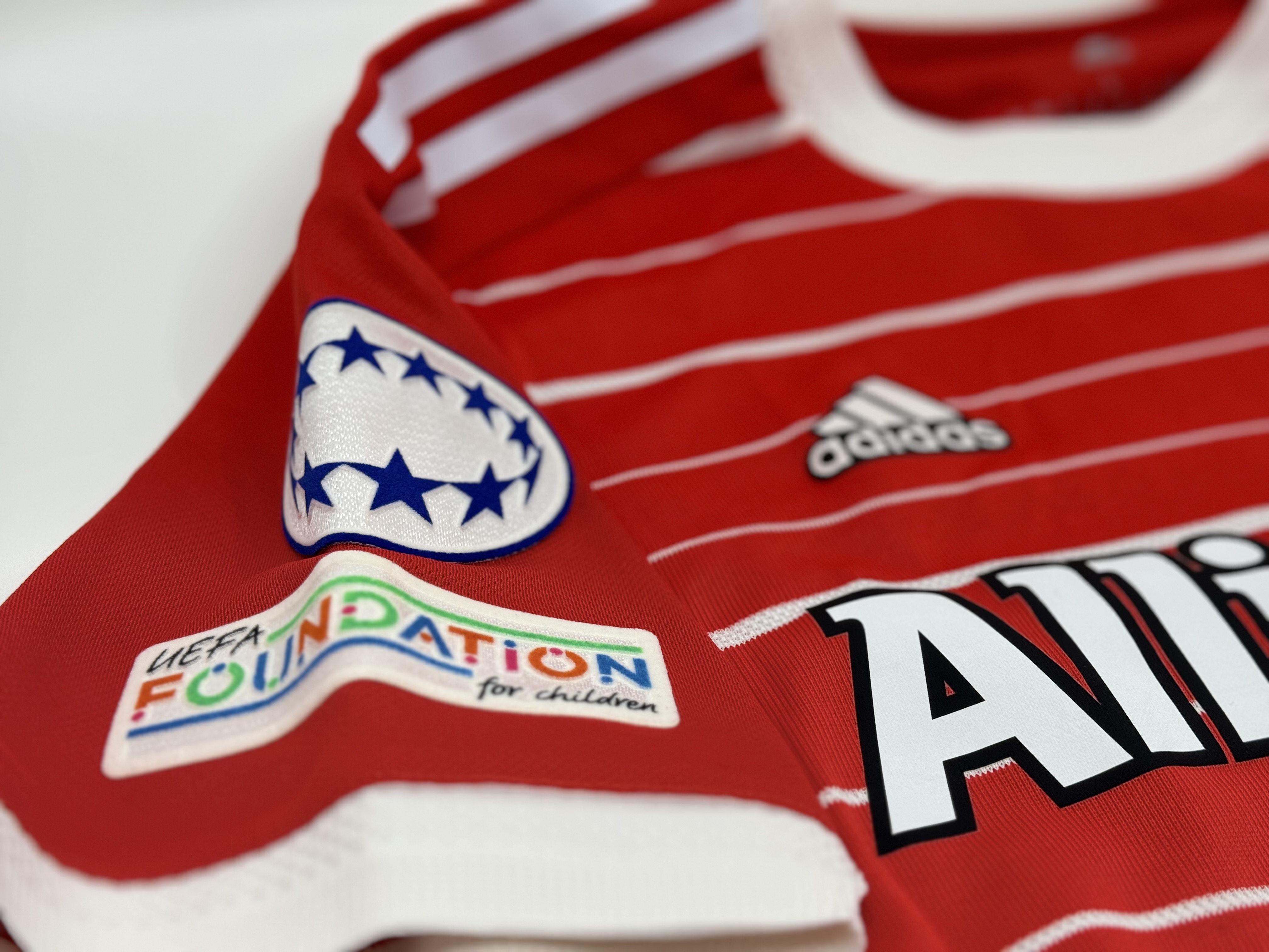 FC Bayern München - Viggósdóttir - Árituð fyrir kaupanda