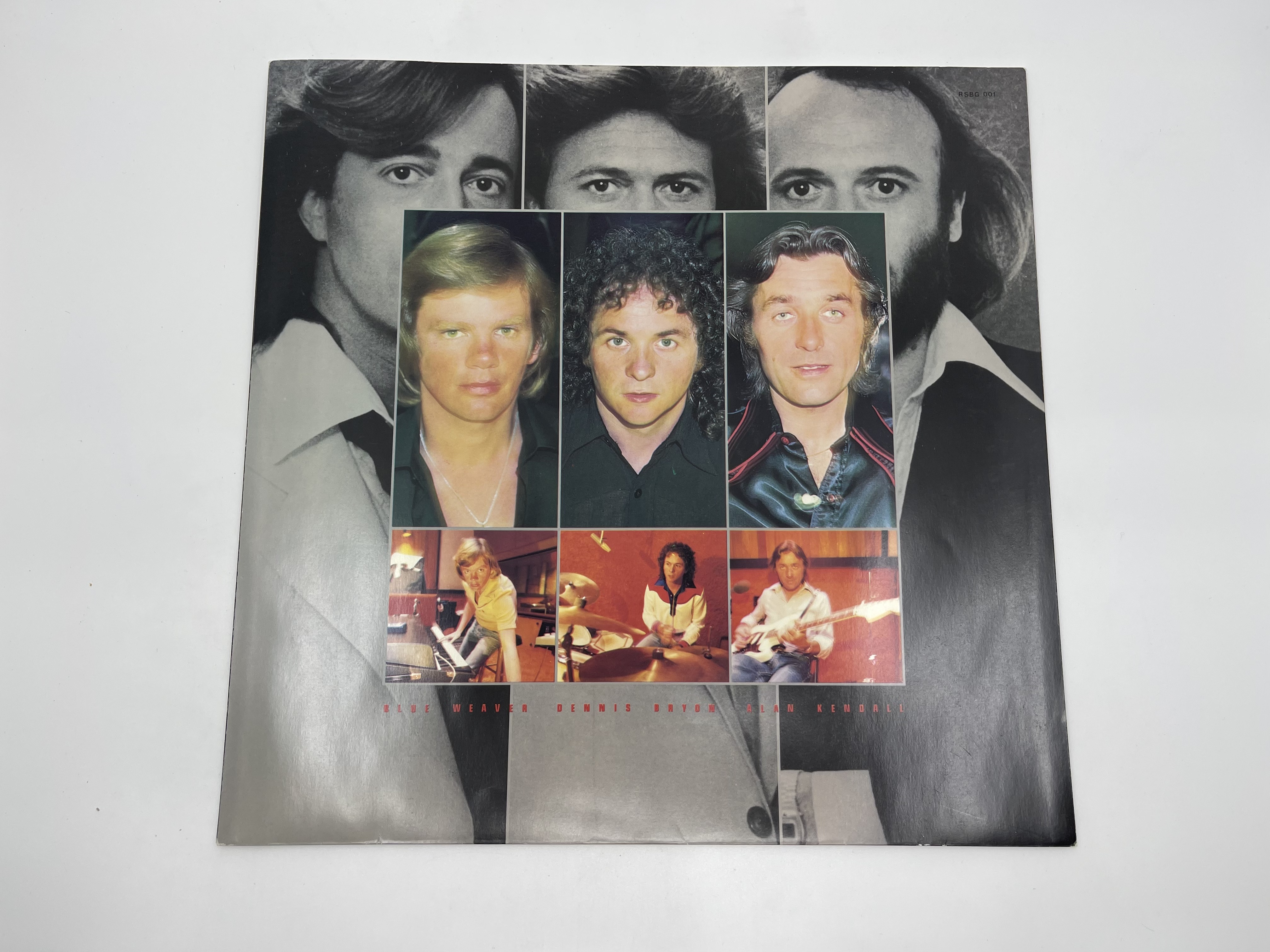 Bee Gees - Spirits Having Flown