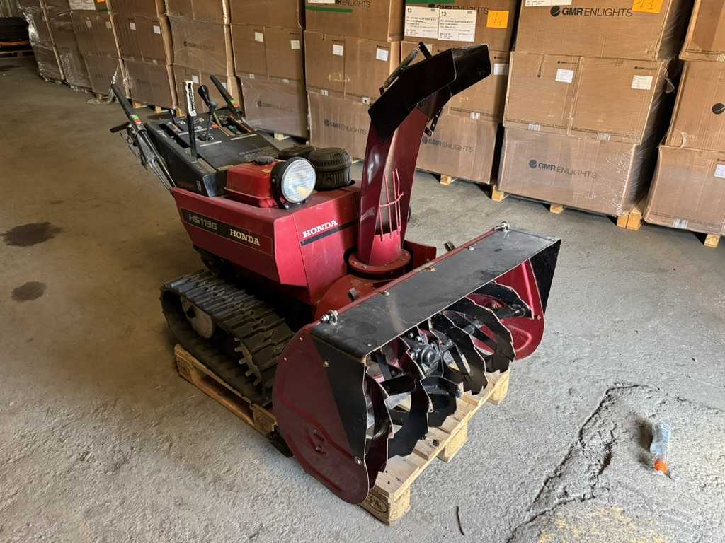 Honda HS1136 Beltadrifin Snjóblásari