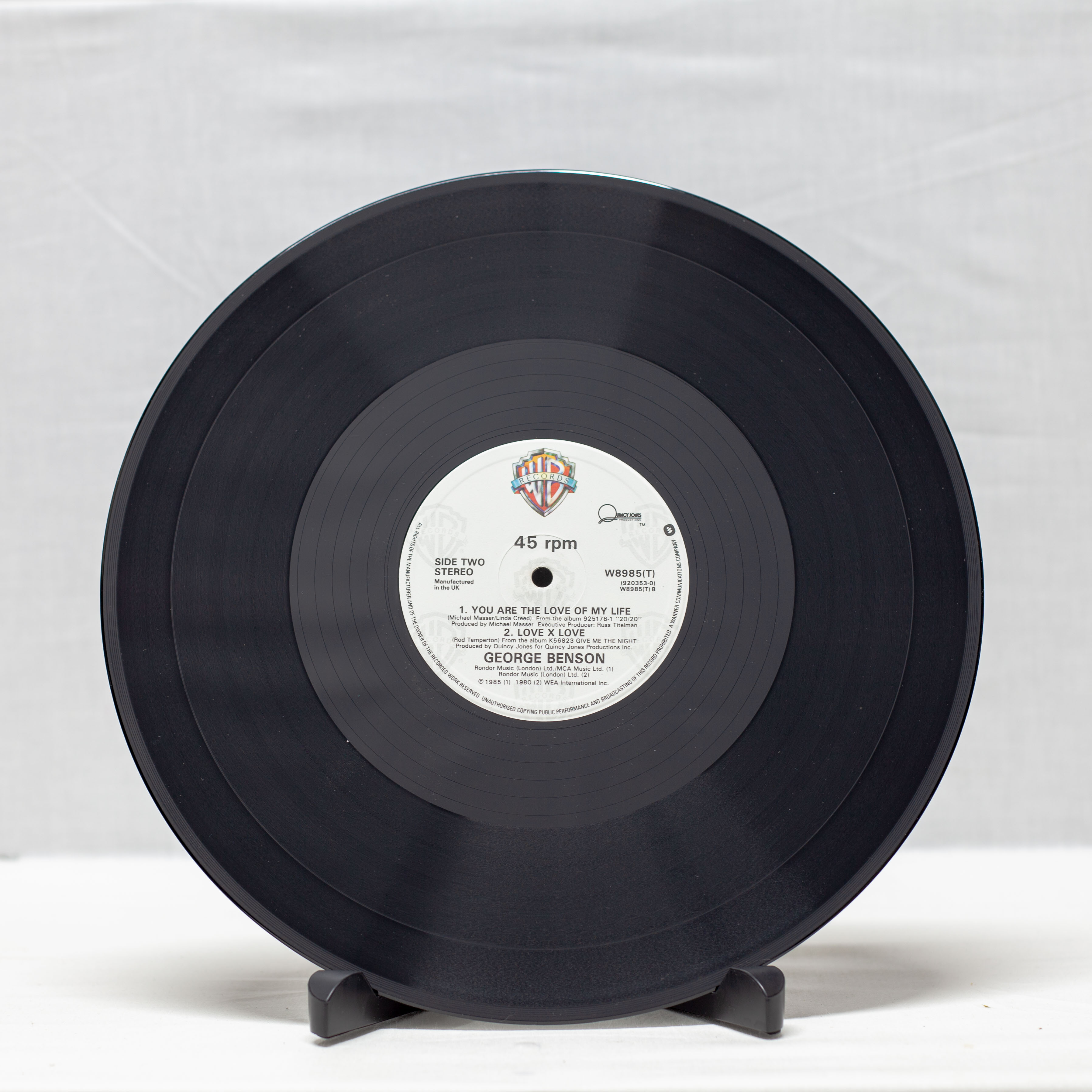 George Benson – I Just Wanna Hang Around You