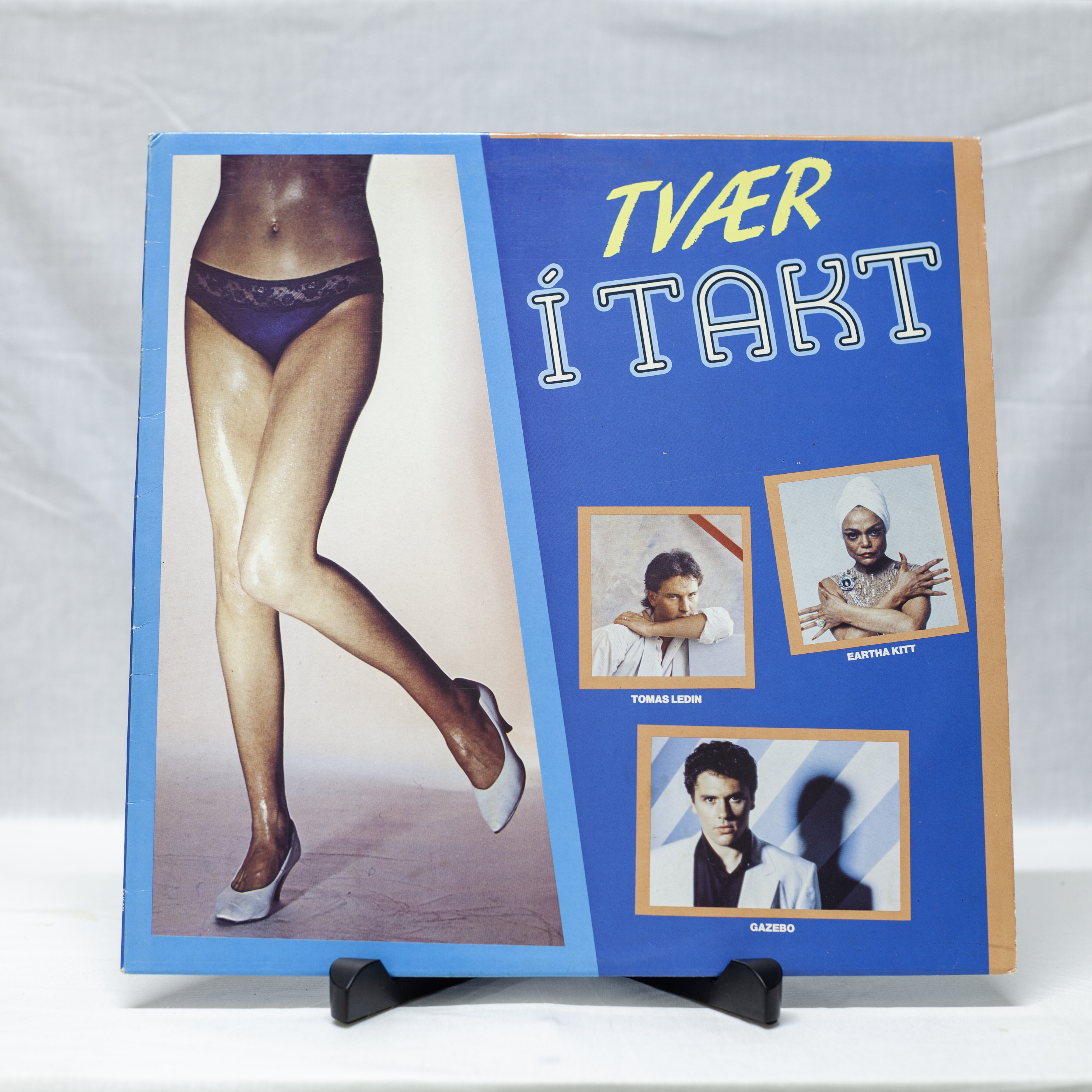 Ýmsir - Tvær í Takt