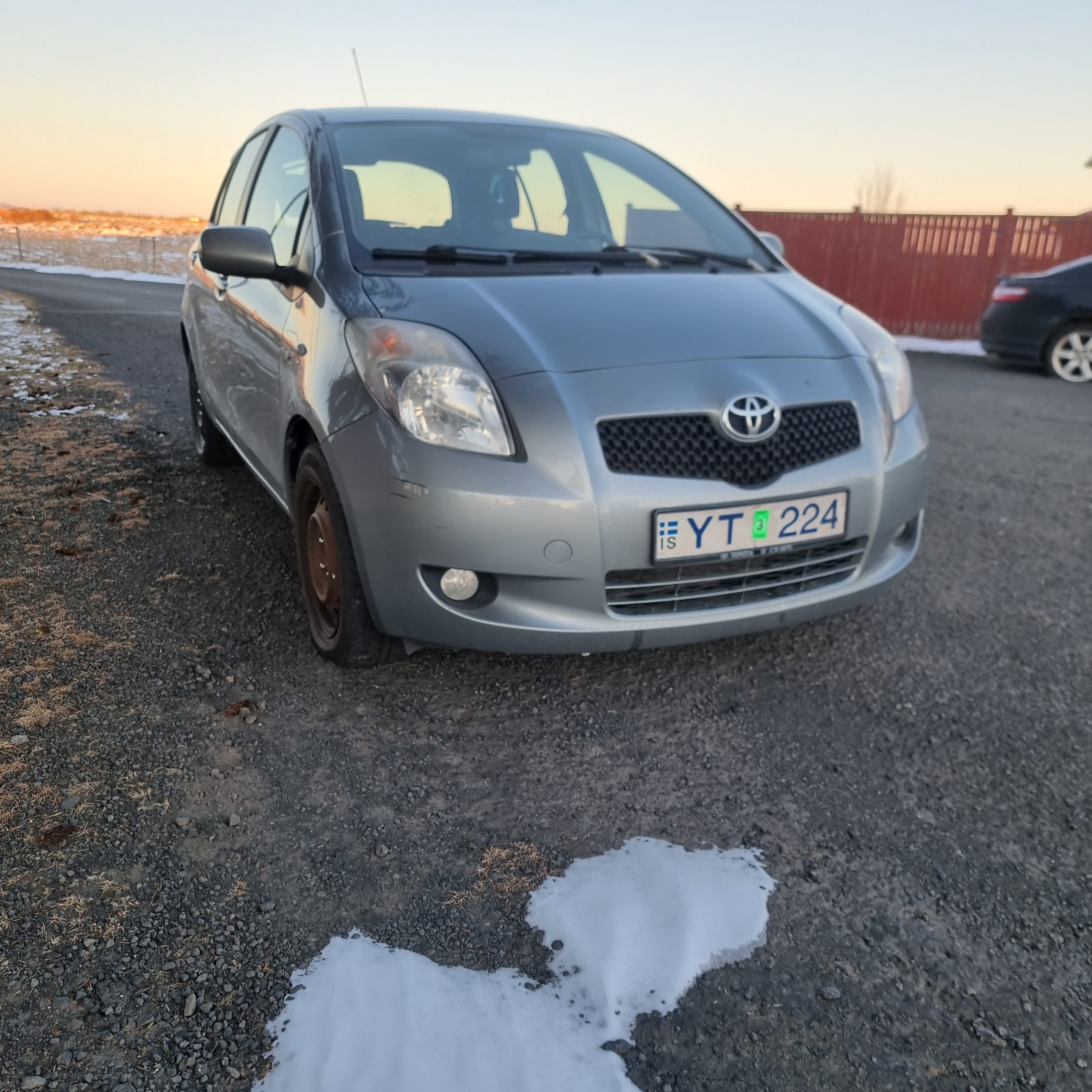Toyota Yaris 2007 lítið keyrður!