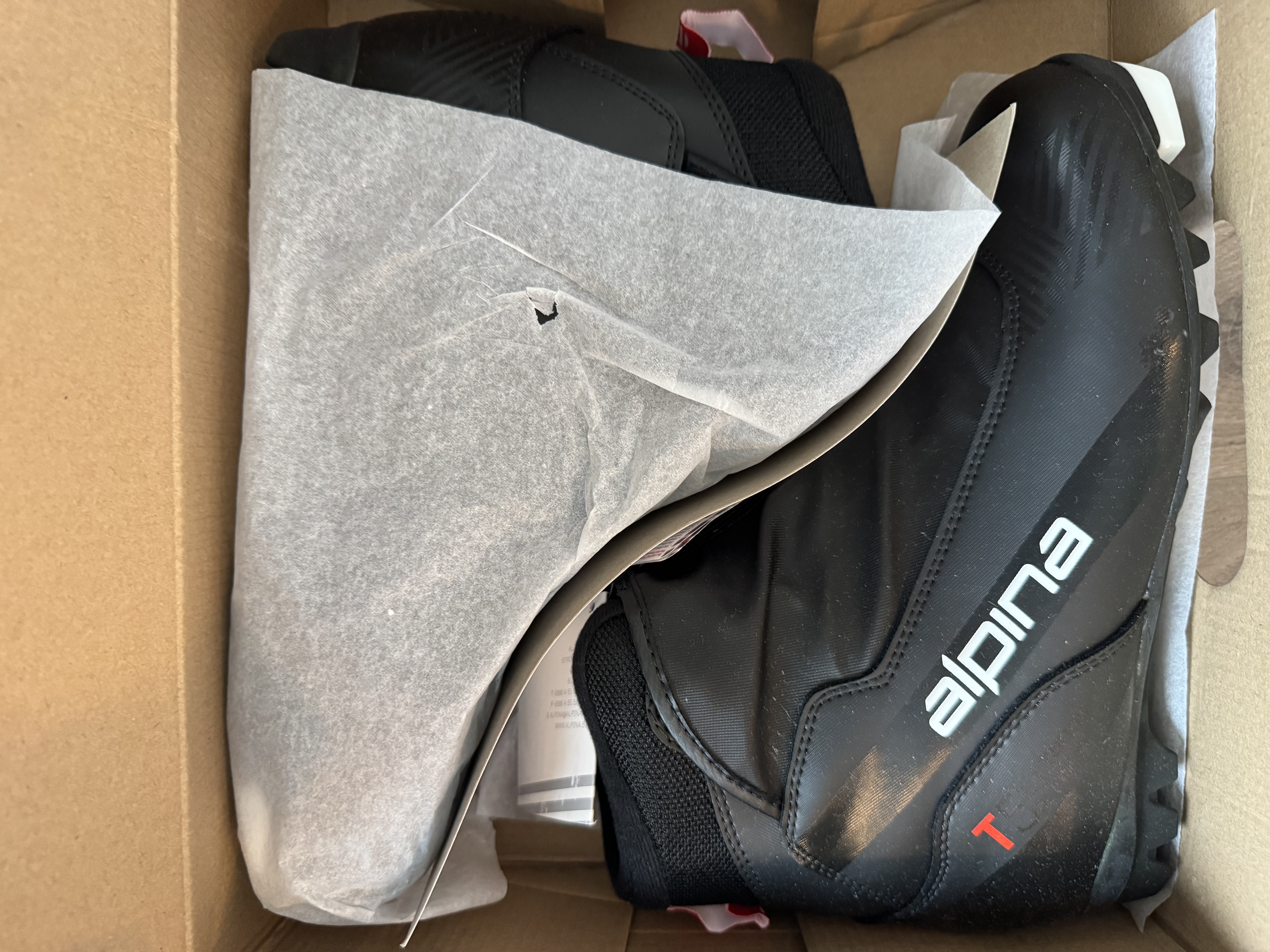 Alpina T5 Plus gönguskíðaskór nr 41