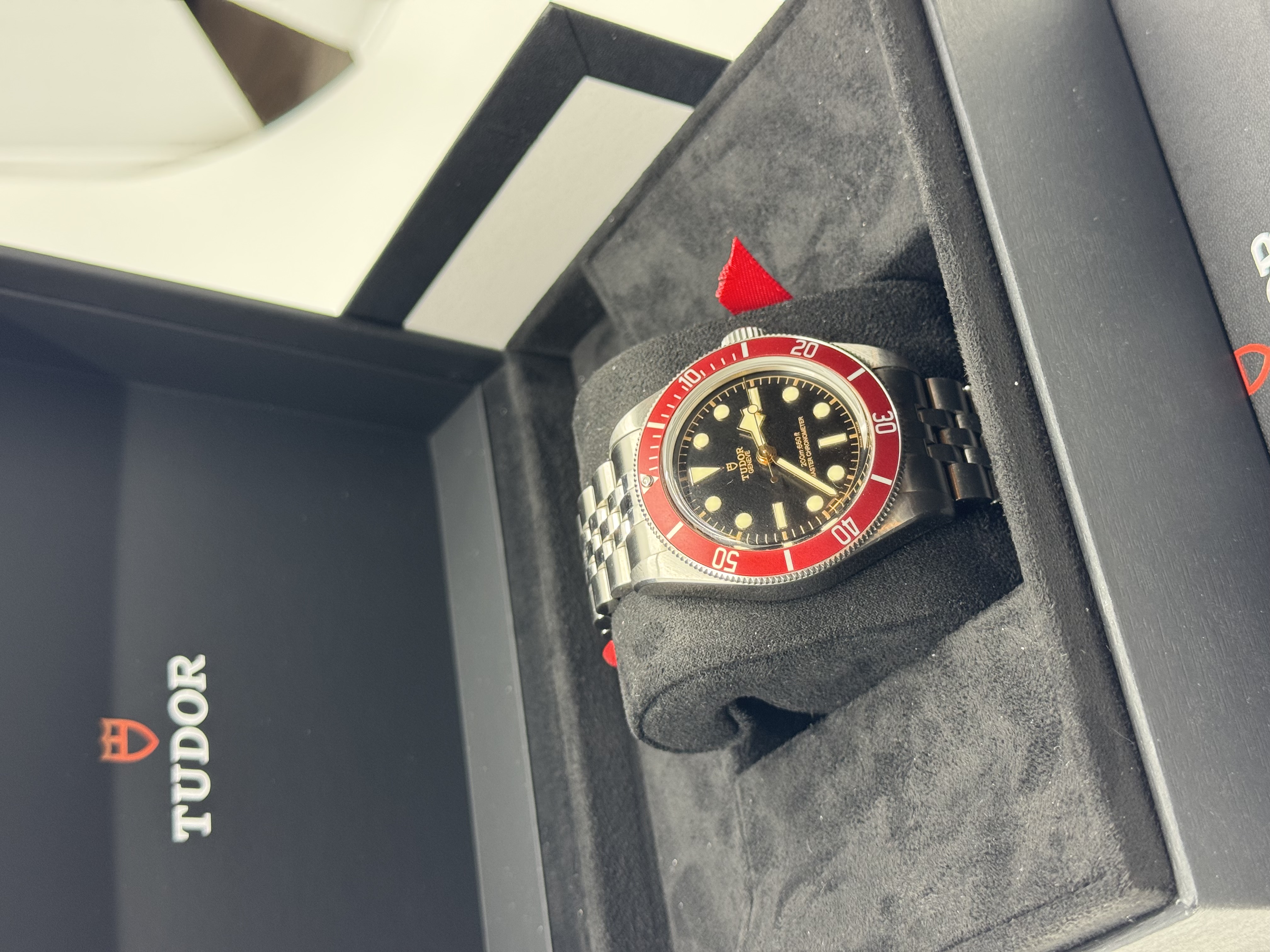 Tudor Black Bay 41 Jubilee - Burgundy MK2