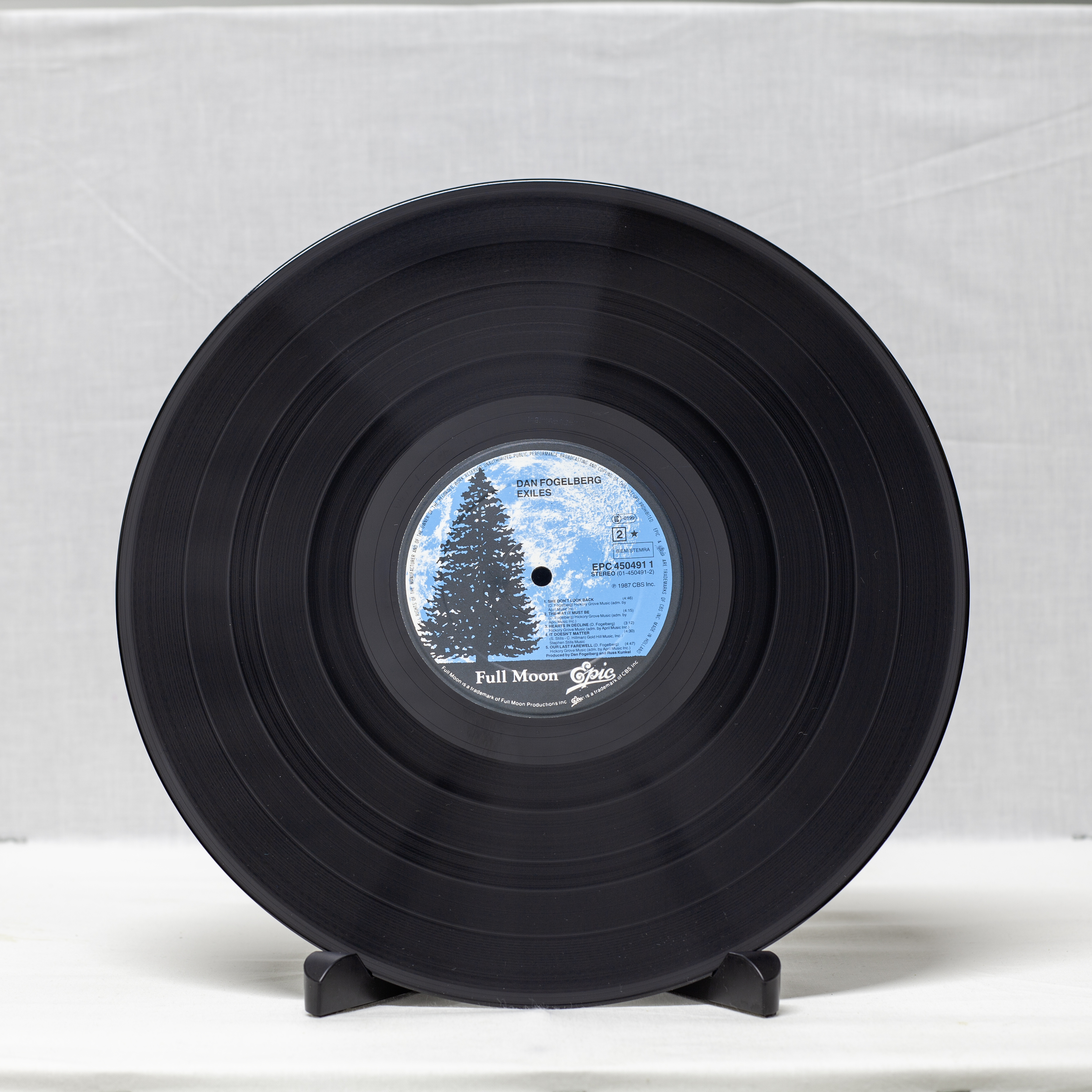 Dan Fogelberg – Exiles