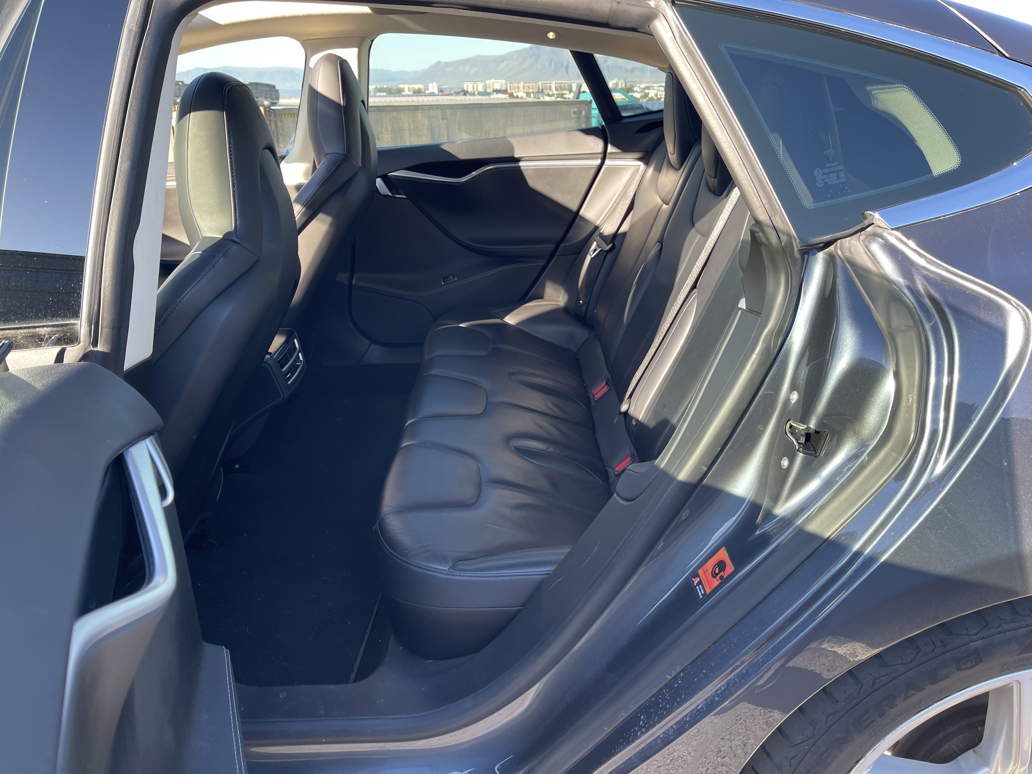 Tesla Model S 60 - 2015 - 108þ. km